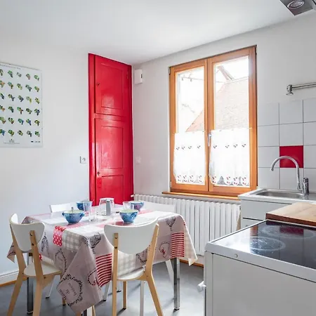 Au Coeur Du Vieux - Parking Prive & Wifi Apartment *